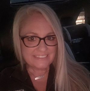 Meet your Posher, Rachelle